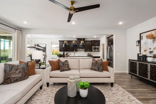 844 Solar Lane, Clovis, CA 93619