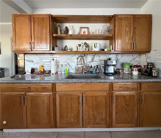 1622 Thelma Lane, Las Vegas, NV 89104