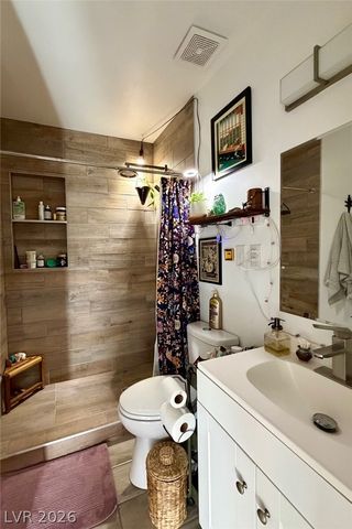 1622 Thelma Lane, Las Vegas, NV 89104