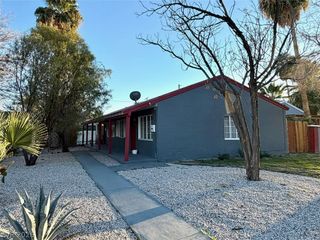 1622 Thelma Lane, Las Vegas, NV 89104