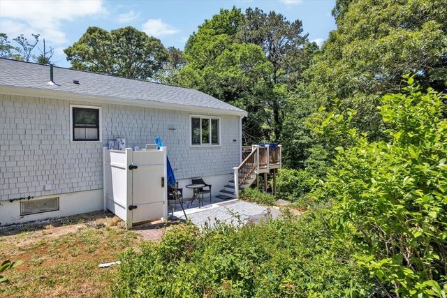 267 Alden Dr, Brewster, MA 02631