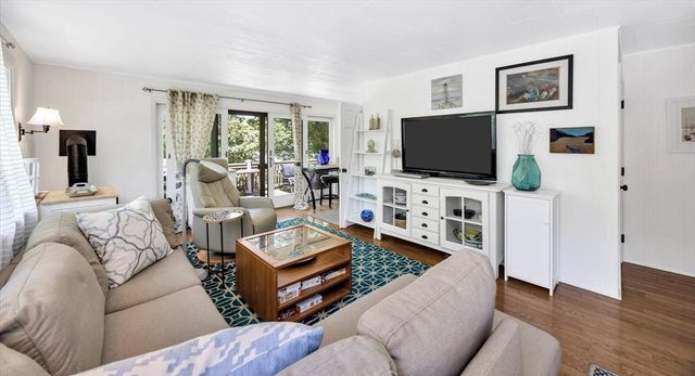 267 Alden Dr, Brewster, MA 02631
