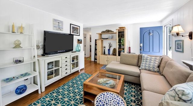 267 Alden Dr, Brewster, MA 02631