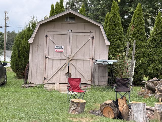835 Anthony Ave, Smithville, TN 37166