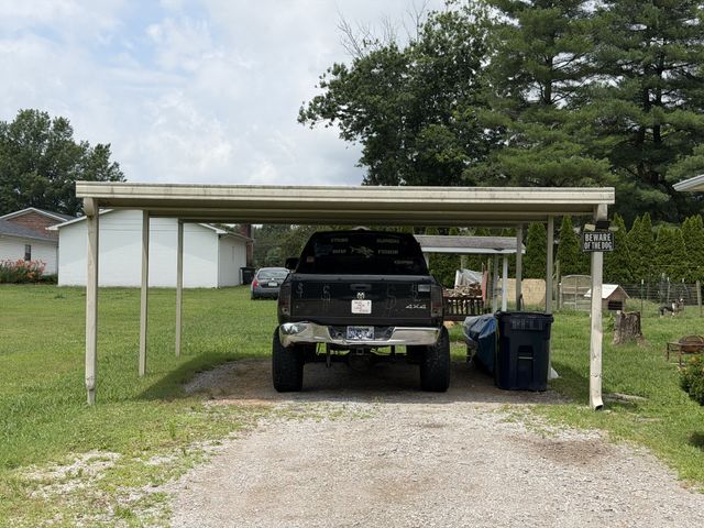835 Anthony Ave, Smithville, TN 37166