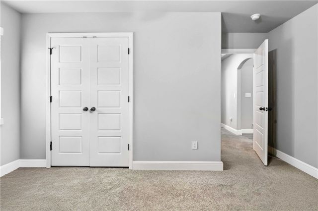 2401 Armstrong Lane, Pea Ridge, AR 72751