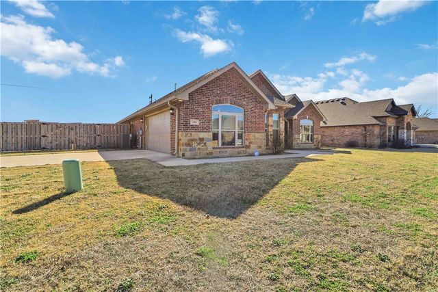 2401 Armstrong Lane, Pea Ridge, AR 72751