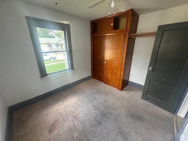 421 N EDWARDS, Wichita, KS 67203