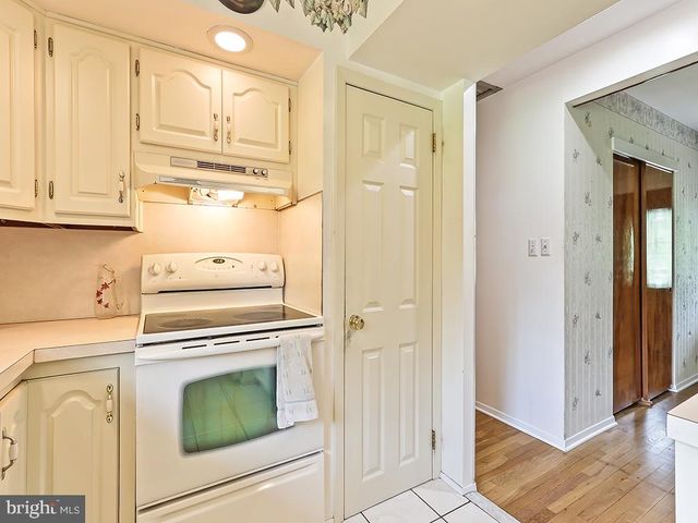 929 CREAMERY RD, Newtown, PA 18940