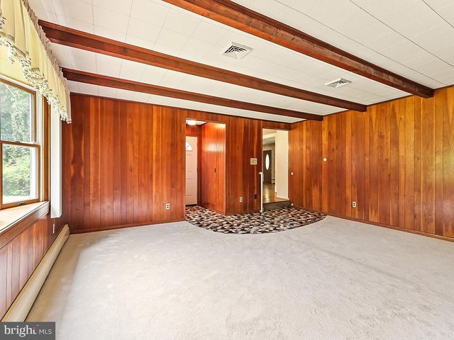 929 CREAMERY RD, Newtown, PA 18940