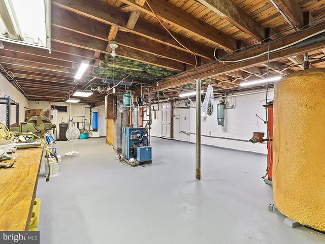 929 CREAMERY RD, Newtown, PA 18940