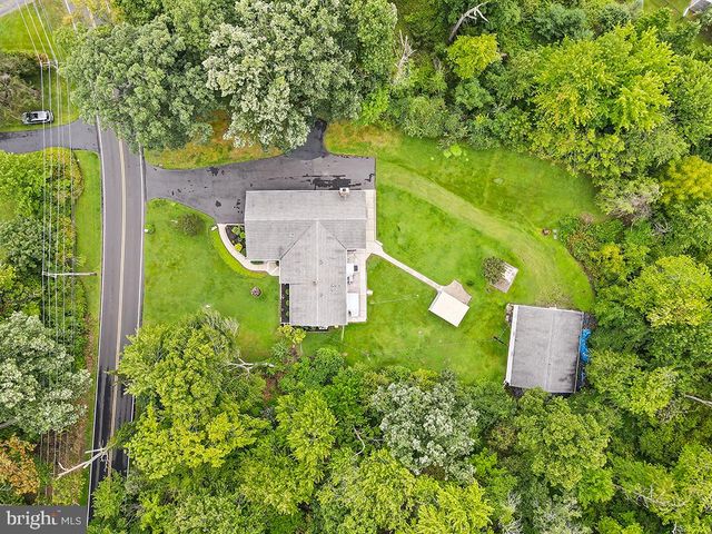 929 CREAMERY RD, Newtown, PA 18940