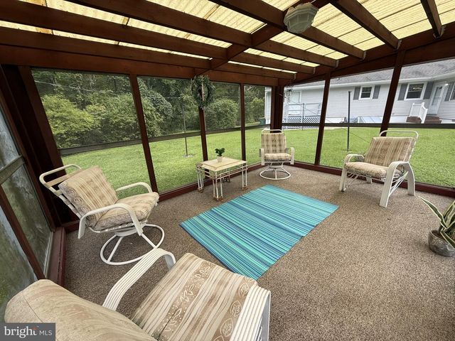 929 CREAMERY RD, Newtown, PA 18940