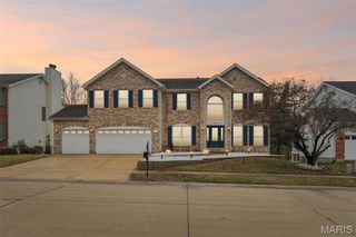 13232 Dartagnan Court, Creve Coeur, MO 63141
