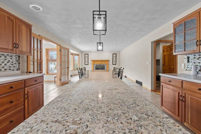 W3165 CENTER VALLEY ROAD, Freedom, WI 54165