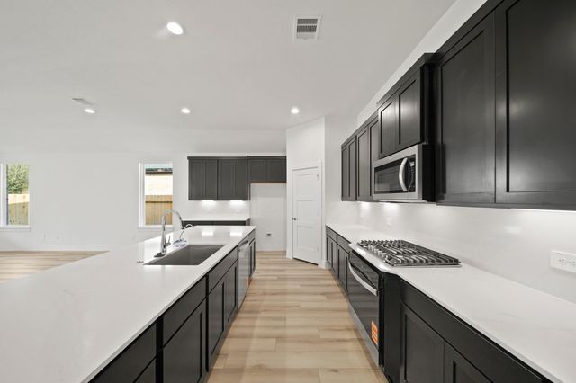 4109 Hidden Autumn Lane, League City, TX 77573