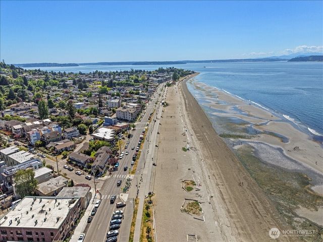 4011 SW Maryland Place, Seattle, WA 98116