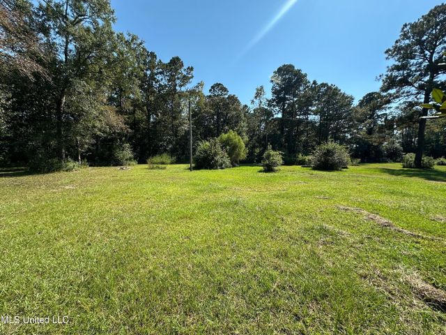 23280 Leetown Road, Picayune, MS 39466