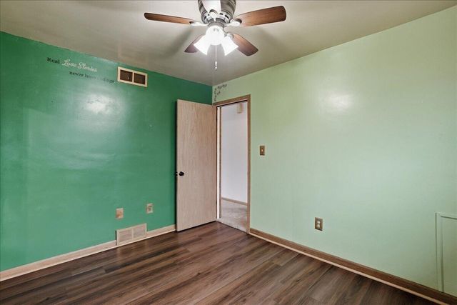 909 N Rensselaer Street, Griffith, IN 46319