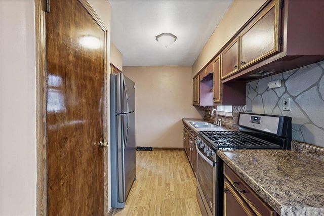 909 N Rensselaer Street, Griffith, IN 46319