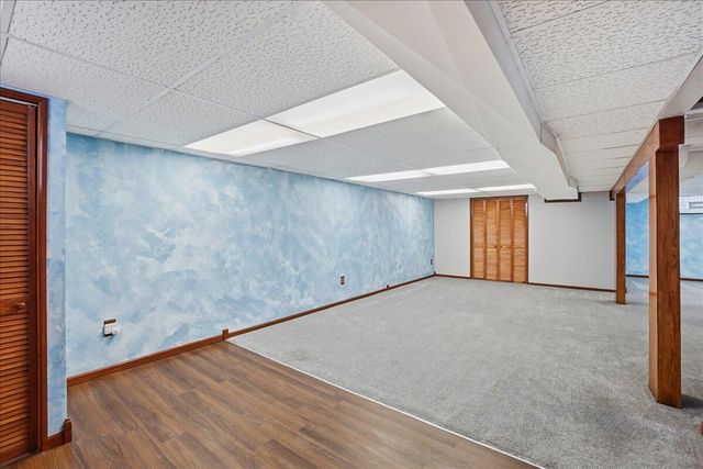 909 N Rensselaer Street, Griffith, IN 46319