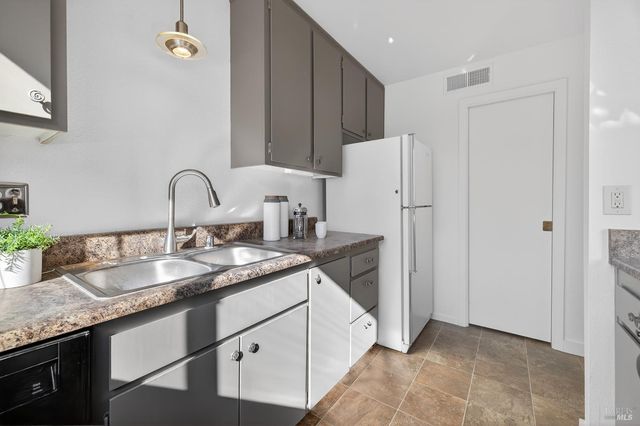 159 Guadalupe Dr, Sonoma, CA 95476