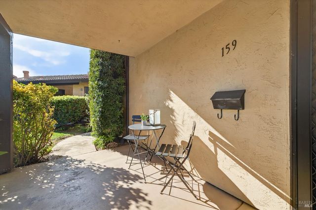 159 Guadalupe Dr, Sonoma, CA 95476