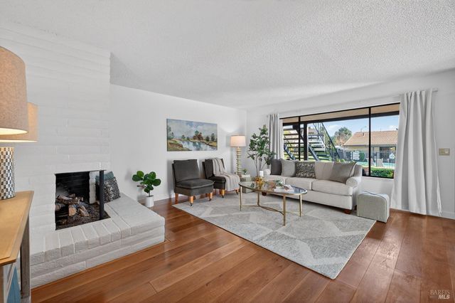 159 Guadalupe Dr, Sonoma, CA 95476