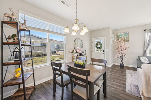 38 Waterman Avenue, Commercial Point, OH 43116