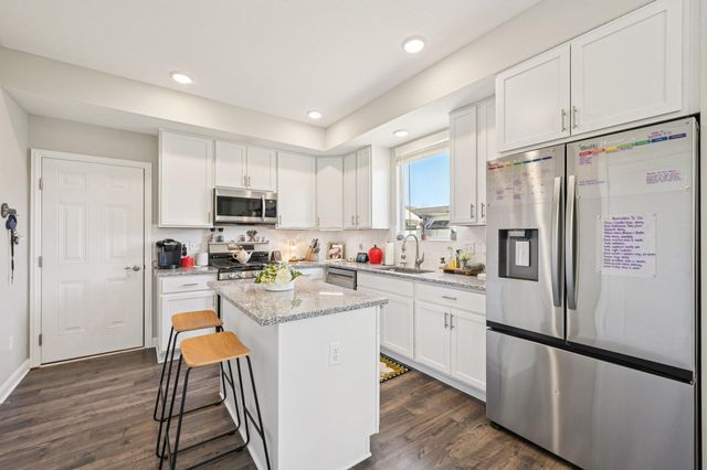 38 Waterman Avenue, Commercial Point, OH 43116