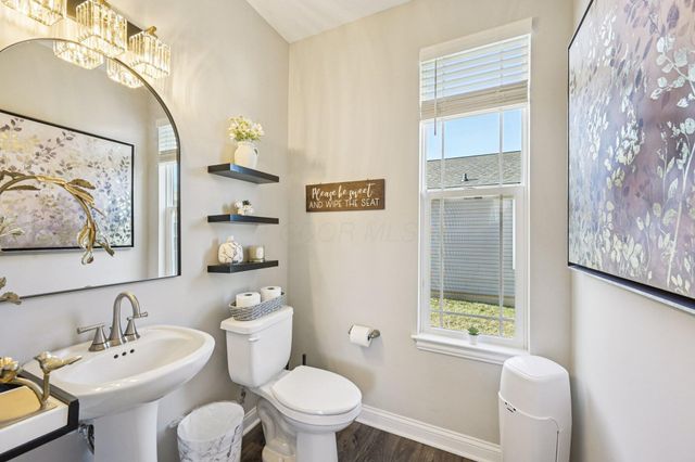 38 Waterman Avenue, Commercial Point, OH 43116