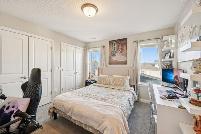 38 Waterman Avenue, Commercial Point, OH 43116