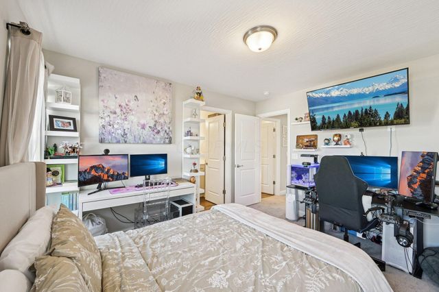 38 Waterman Avenue, Commercial Point, OH 43116