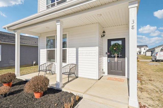 38 Waterman Avenue, Commercial Point, OH 43116