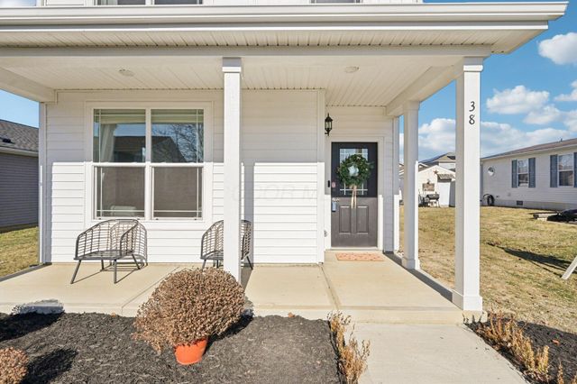 38 Waterman Avenue, Commercial Point, OH 43116