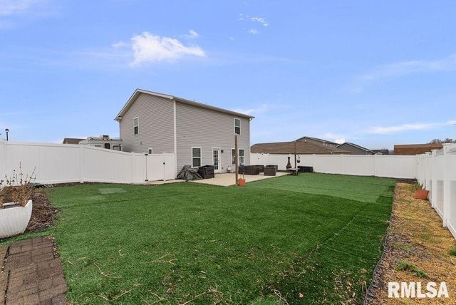 106 14TH Avenue, De Witt, IA 52742