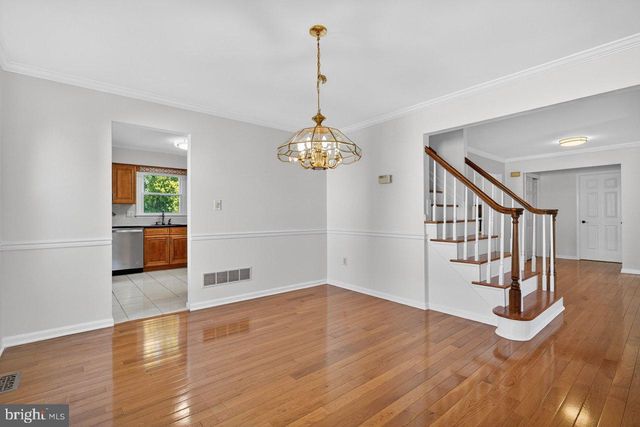 5 WELLESLEY CT, Princeton Junction, NJ 08550