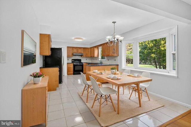 5 WELLESLEY CT, Princeton Junction, NJ 08550