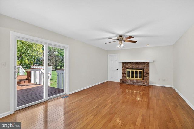 5 WELLESLEY CT, Princeton Junction, NJ 08550