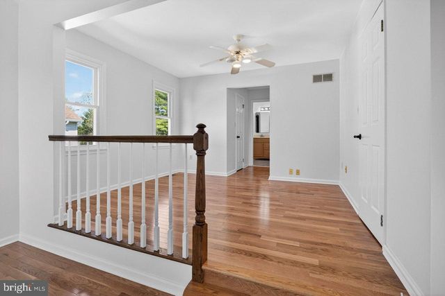 5 WELLESLEY CT, Princeton Junction, NJ 08550