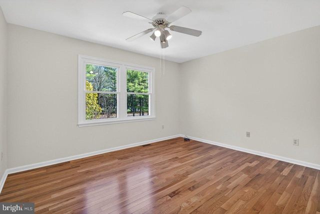 5 WELLESLEY CT, Princeton Junction, NJ 08550