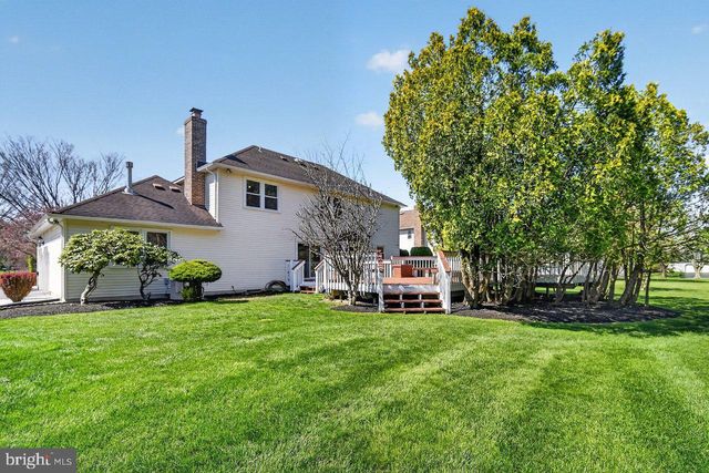 5 WELLESLEY CT, Princeton Junction, NJ 08550