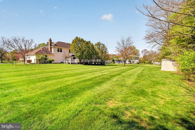 5 WELLESLEY CT, Princeton Junction, NJ 08550