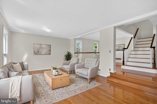 5 WELLESLEY CT, Princeton Junction, NJ 08550