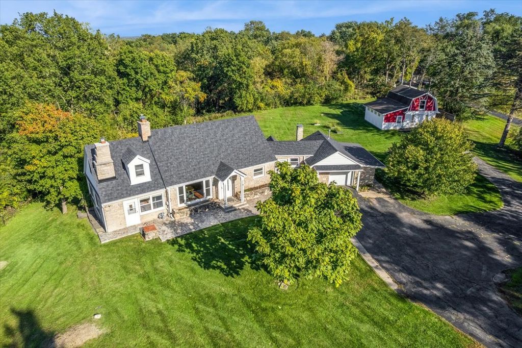 7616 Newbold Road, Cary, IL 60013 — photo 2