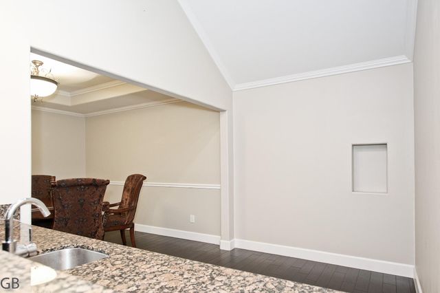 214 W Sutton Square, Stafford, TX 77477