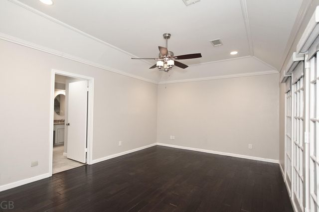 214 W Sutton Square, Stafford, TX 77477