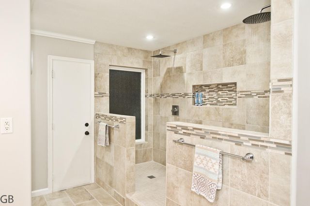 214 W Sutton Square, Stafford, TX 77477