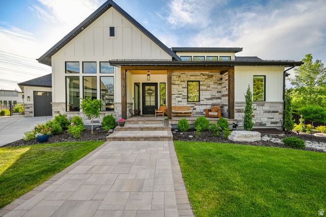 8122 S WILLOW CV, Cottonwood Heights, UT 84093