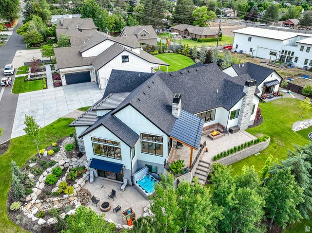 8122 S WILLOW CV, Cottonwood Heights, UT 84093